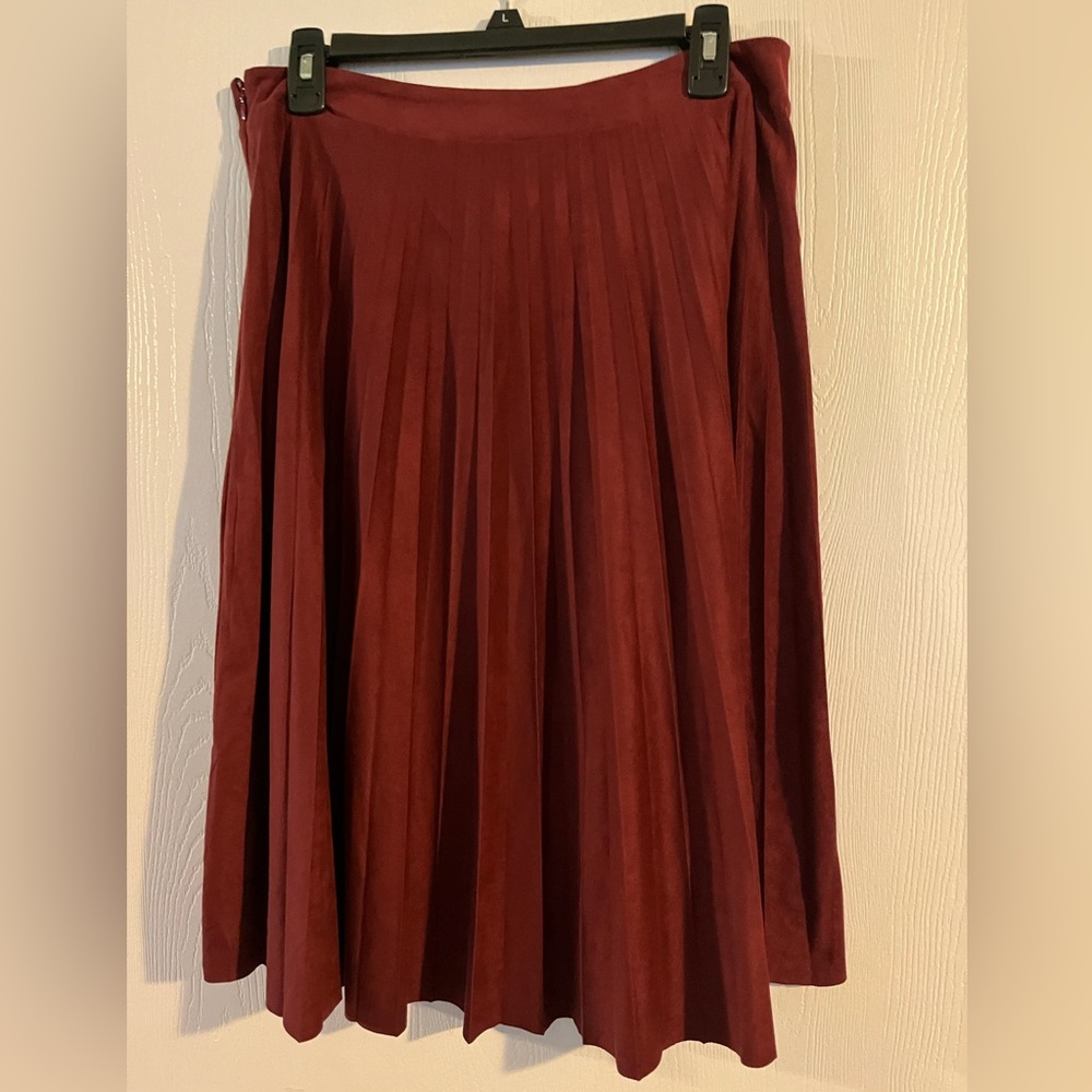 Women’s burgundy skirt size 10
